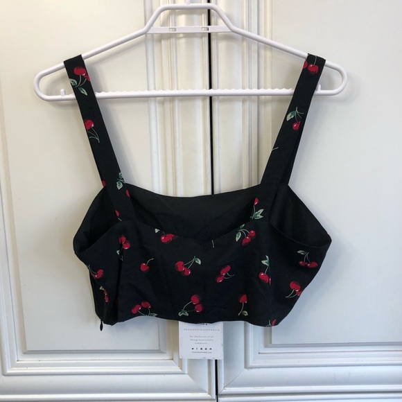 🥳HOST PICK🥳 NWT Morrisday The Label crop top - Picture 4 of 8
